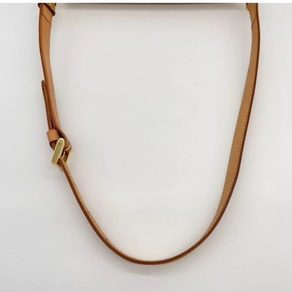 Louis Vuitton Yellow Vernis Patent Leather Bag - Picture 10 of 17